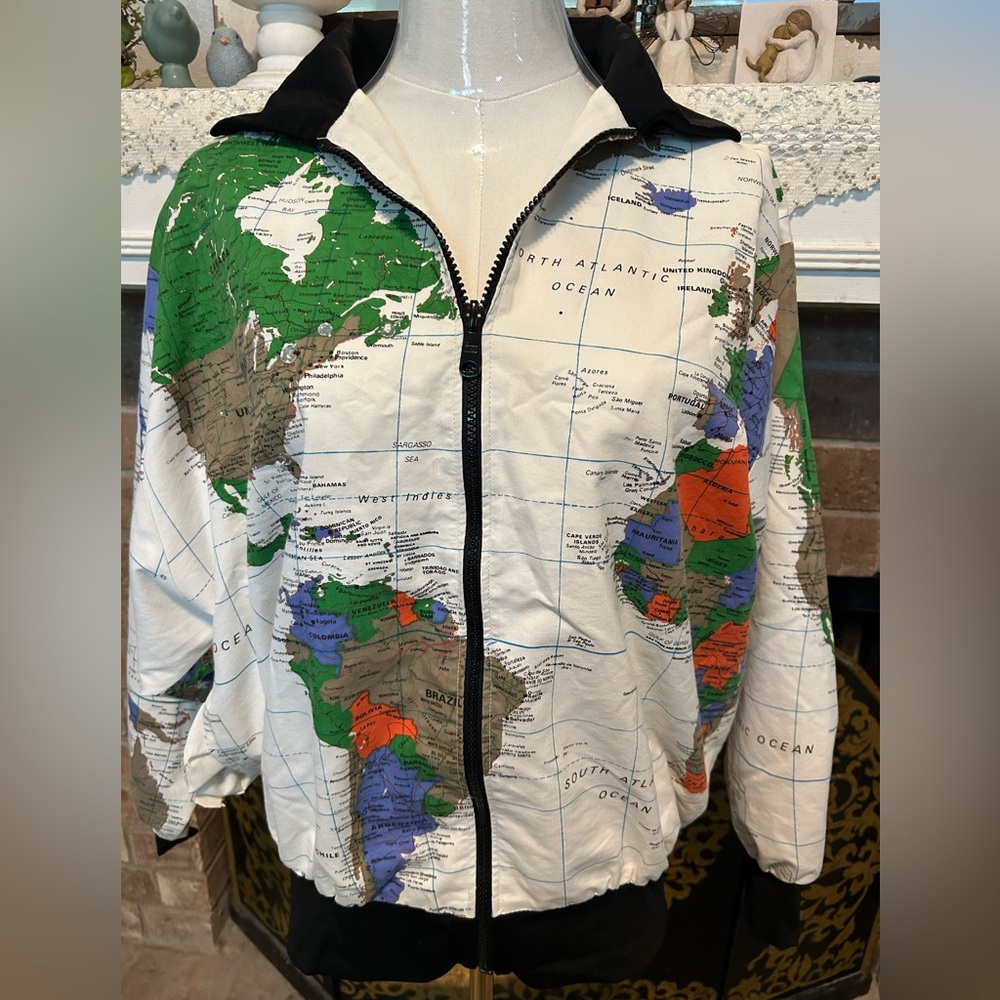 Marguerite Rubel Wearin’ The World Map Jacket Women’s S 90’s Windbreaker
